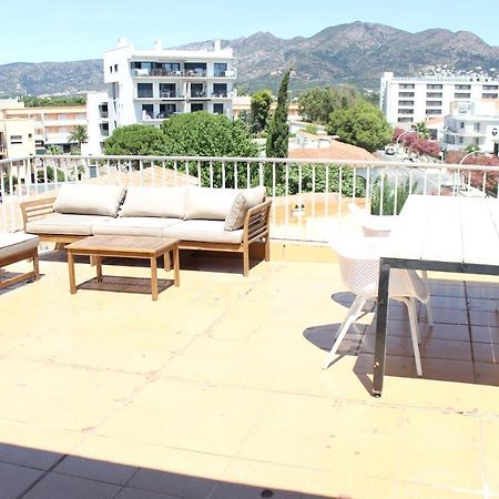 Beautiful Loft, Huge Sunny Terrace, View Over The Beach And Sea Roses Exterior photo