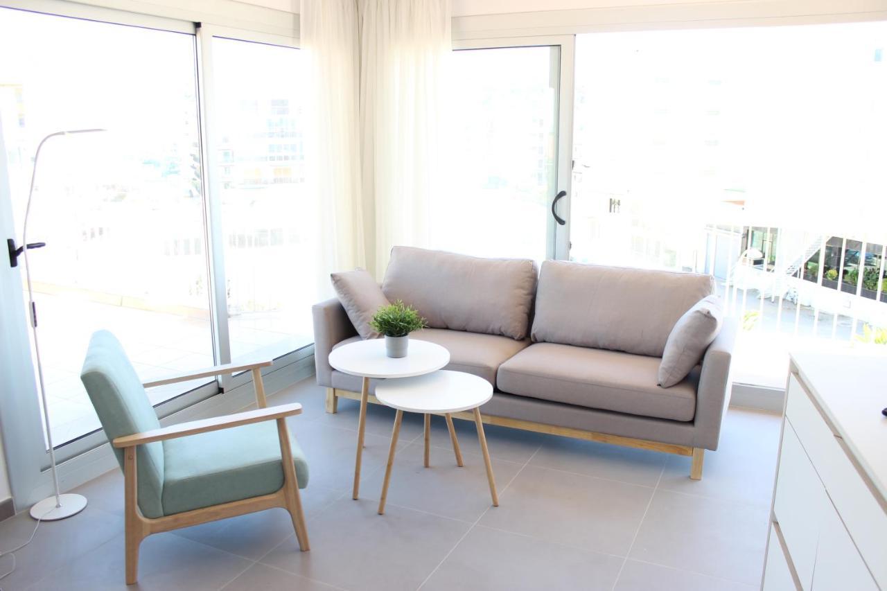 Beautiful Loft, Huge Sunny Terrace, View Over The Beach And Sea Roses Exterior photo