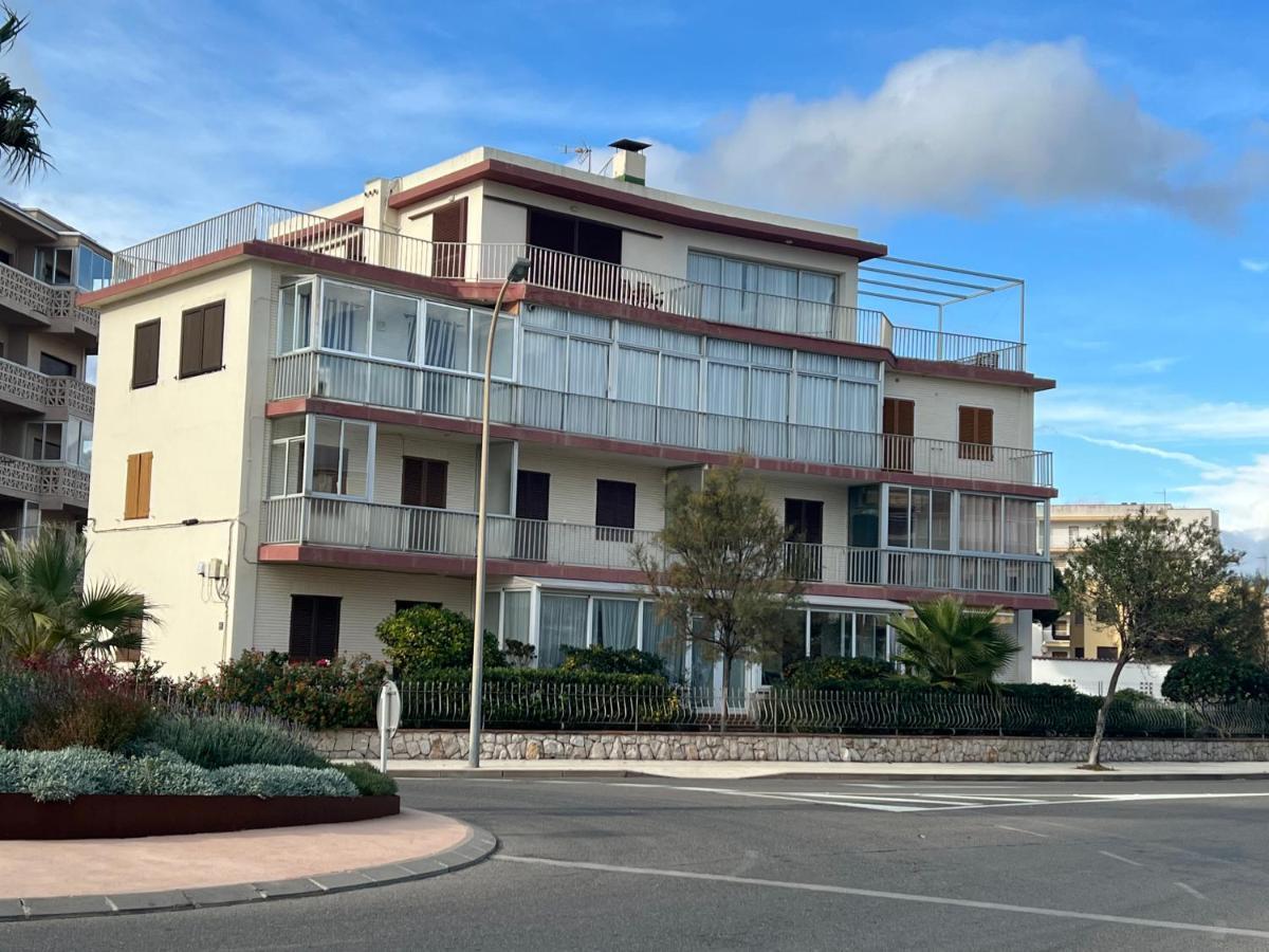 Beautiful Loft, Huge Sunny Terrace, View Over The Beach And Sea Roses Exterior photo